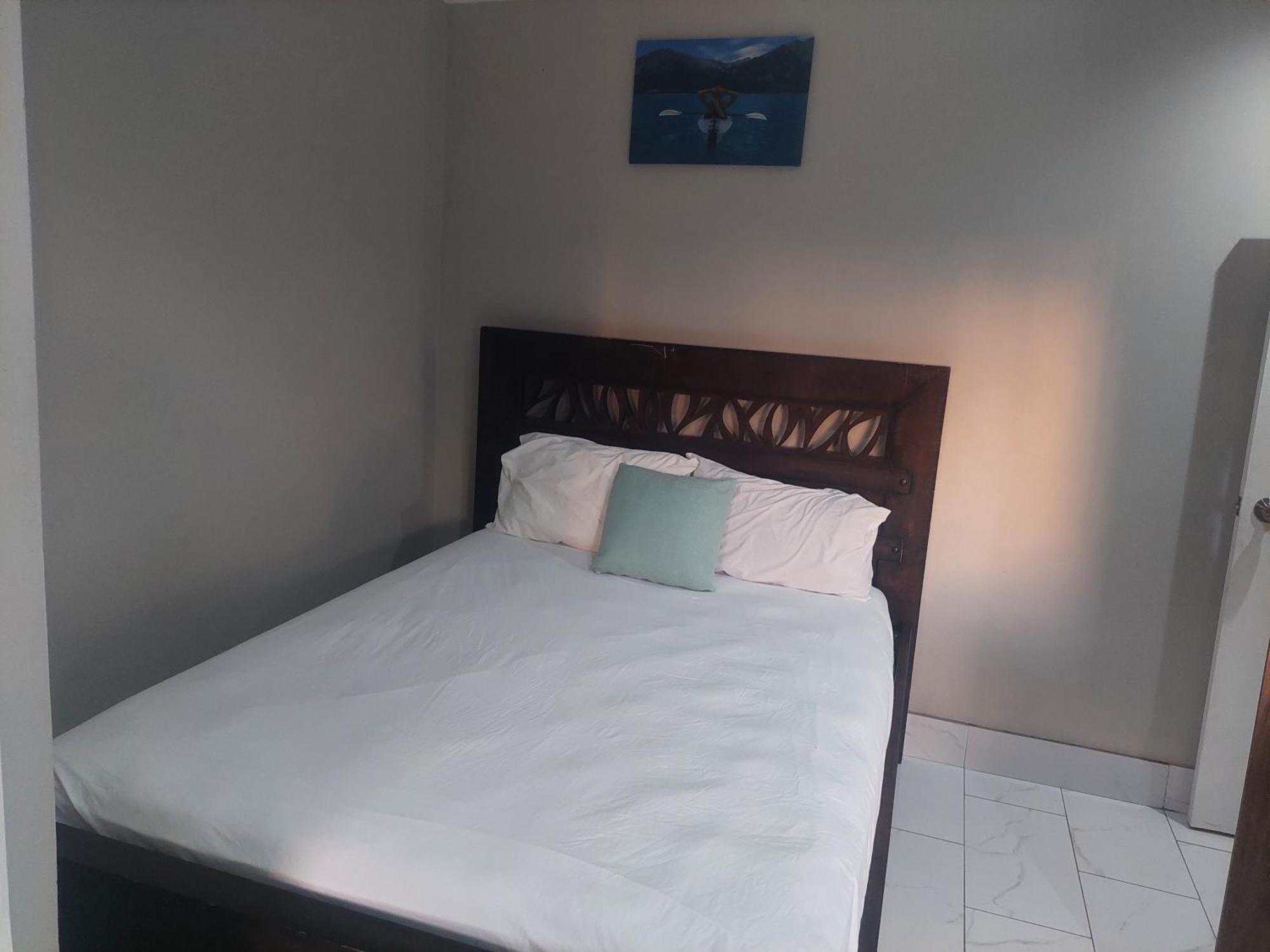 2 Bedroom Deluxe Наді Екстер'єр фото